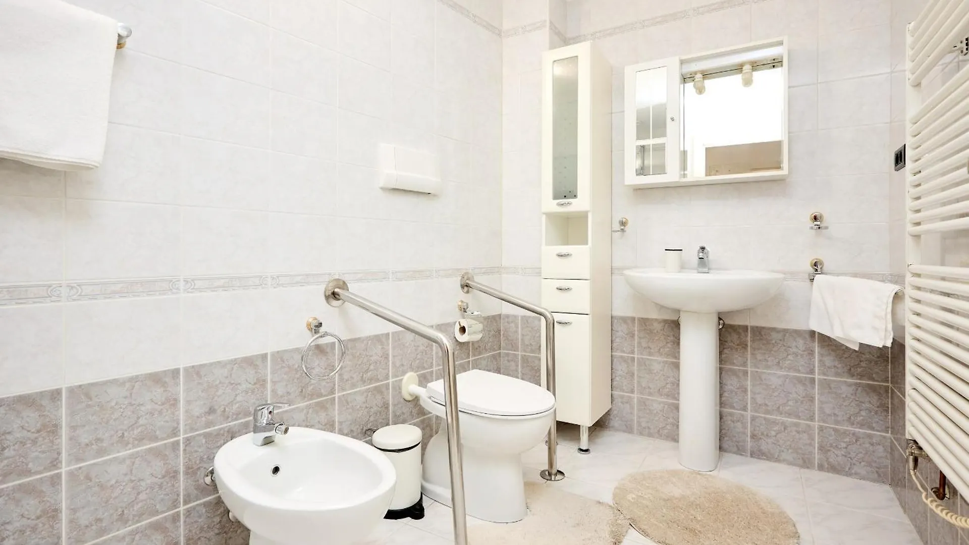 Alma Apartments Prague